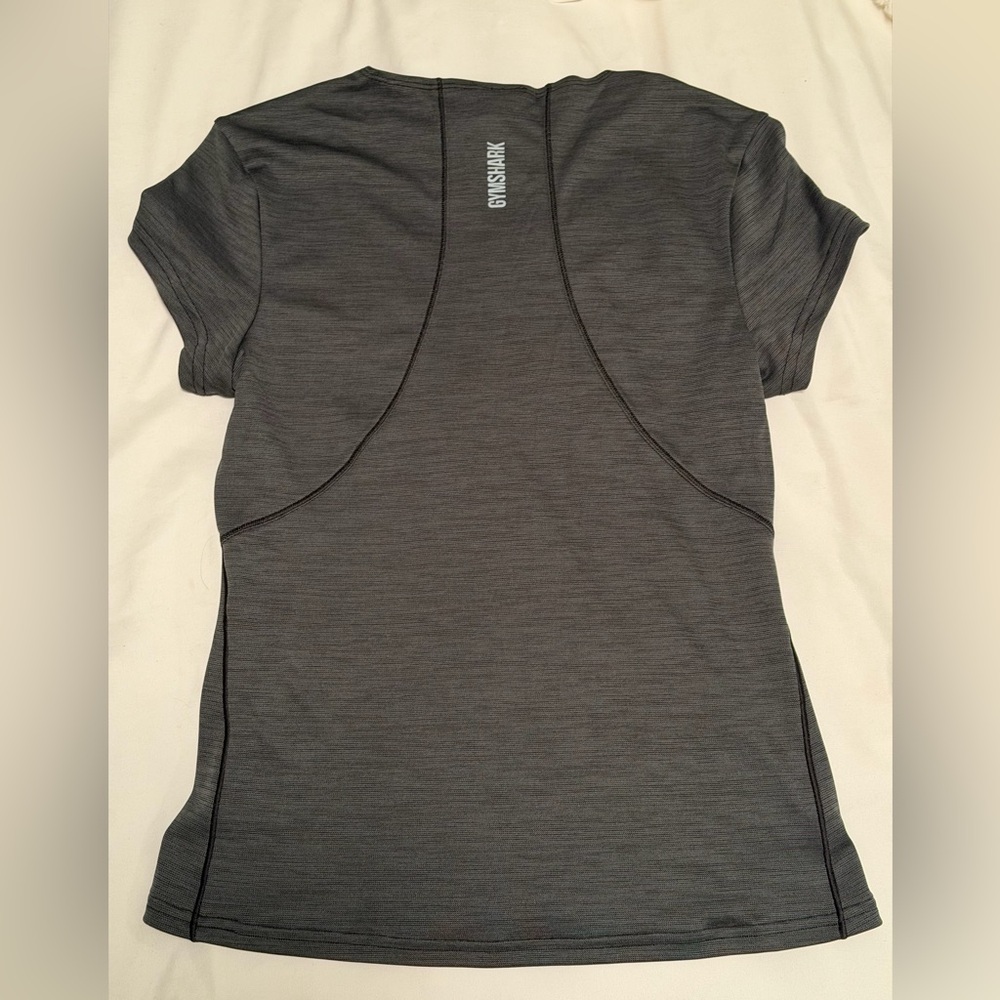 Gymshark Charcoal Short Sleeve Tee - Picture 2 of 4
